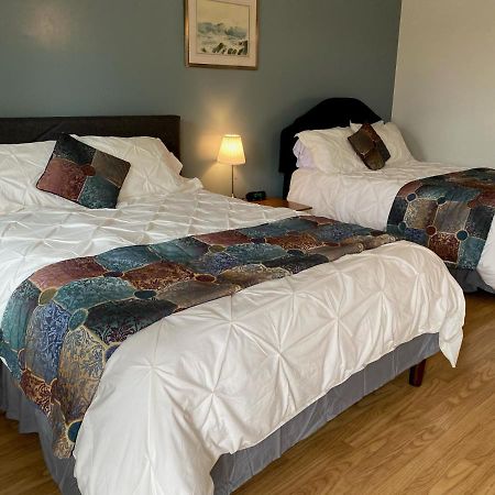 Webbers Lake Charlotte Motel Queen And Double Bed Eksteriør billede